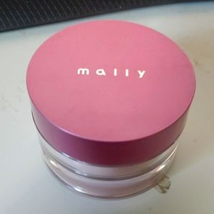 MALLY poreless primer